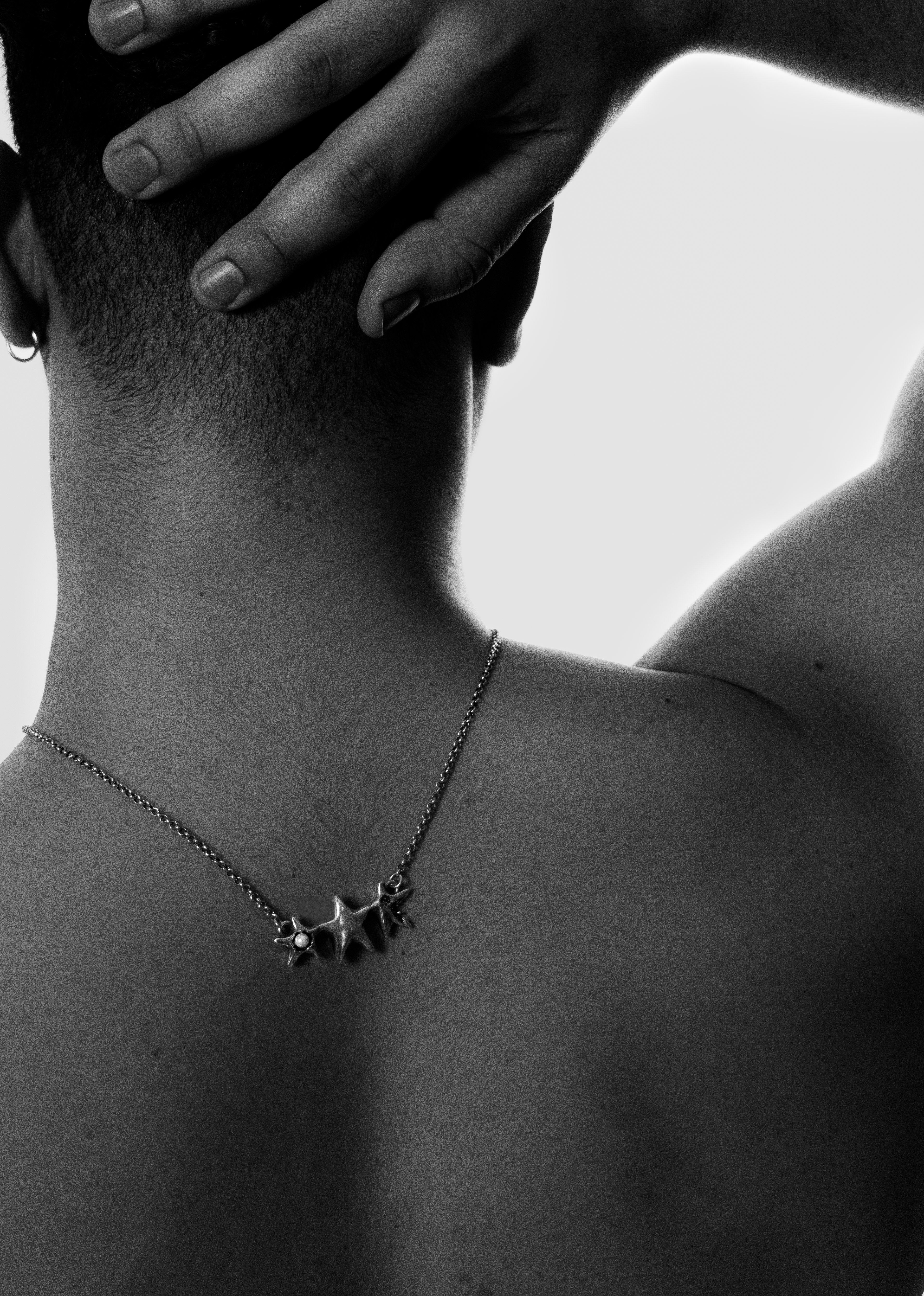 001. LOS OTROS